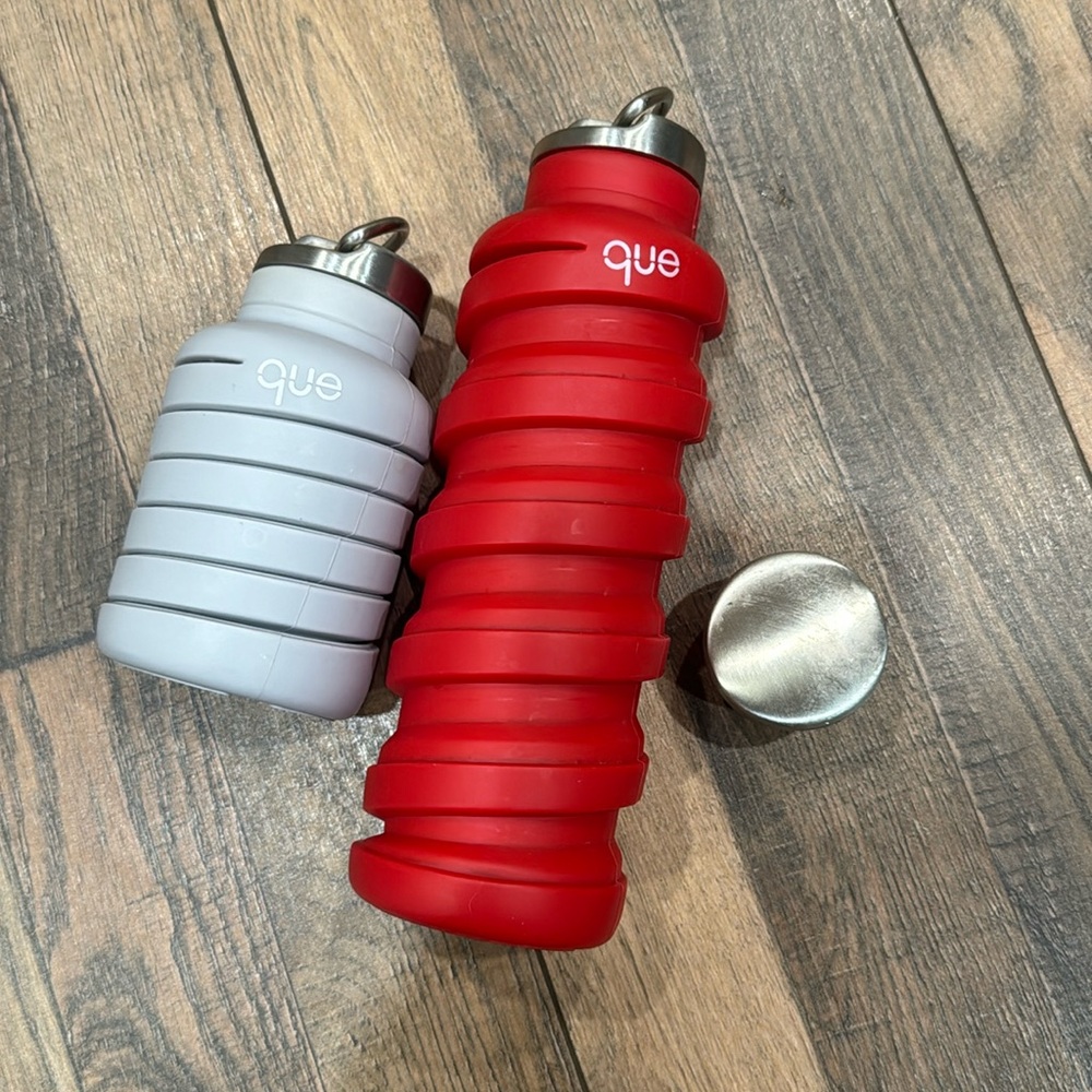 QUE collapsible water bottles